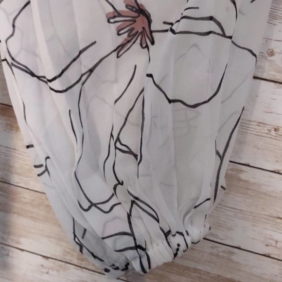 Alfani Floral Print Pleat Sleeve Top Petite Large - Picture 8 of 13